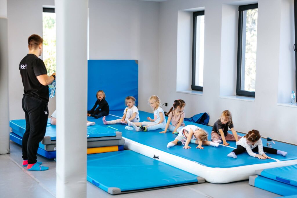Akrobatyka ElevenDanceAcademy